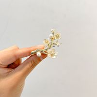 Bros Camellia Elegan untuk Wanita, Bros Bunga Gaya Baru, Aksesori Cheongsam, Pin Mewah dan Elegan untuk Mantel