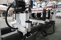 Machine à percer le bois horizontale à trois têtes JIYU Z3L avec 63 tiges, moteur 4,5 kW, profondeur de perçage maximale de 60 mm