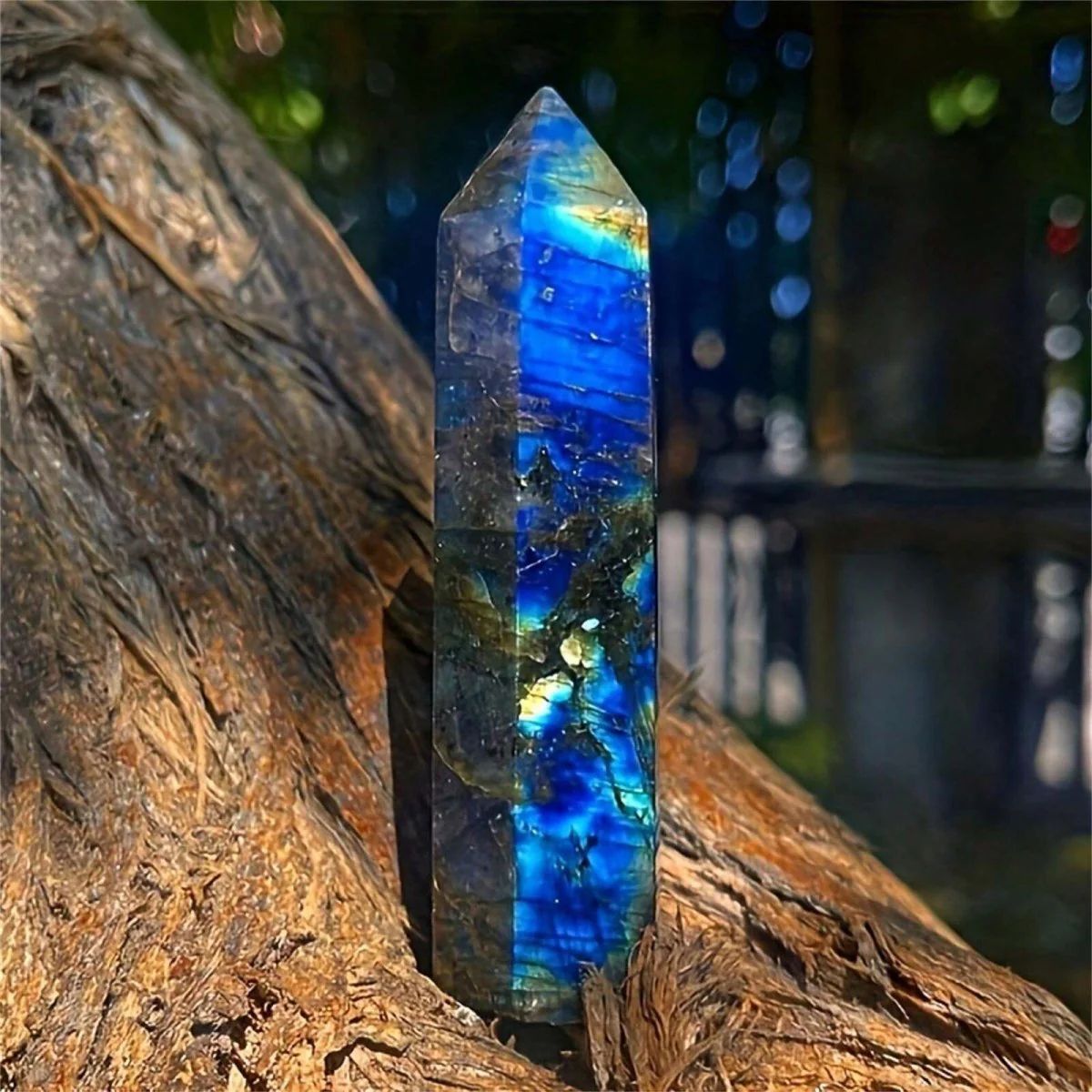 Tour de labradorite
