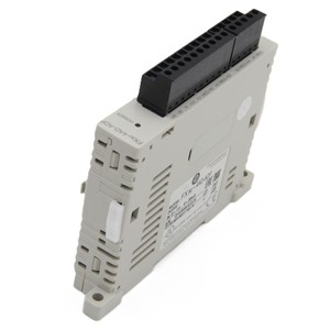 FX3U-4AD-ADP โมดูลคอนโทรลเลอร์แบบตั้งโปรแกรมได้ PLC ซีรีส์ FX3U ของแท้ใหม่เอี่ยม FX3U-4AD-ADP - Product Image 5