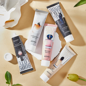 Crème hydratante pour le corps en gros d'usine 150 ml Crème pour le corps Soins de la peau Nourrissant Quantité Beurre corporel - Product Image 3