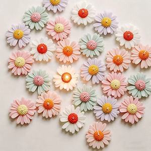 <span class=keywords><strong>Candele</strong></span> <span class=keywords><strong>Profumate</strong></span> a Forma di Piccola Margherita con Opzione di Vendita all'Ingrosso per Regali di Ritorno - Product Image 1