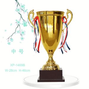 Trophées de football en métal de haute qualité, nouveau design, grande taille, vente en gros directe d'usine pour les tournois - Product Image 6