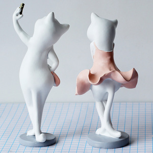 Selfie Cat Sculpture Resin Figurine Animal Shape Home Decoration Artistic Craft Ornament Birthday Gift Desktop Decor - Product Image 3