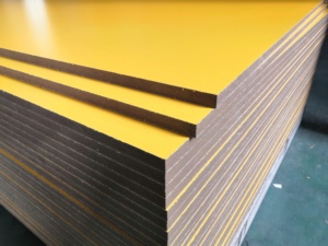 <span class=keywords><strong>MDF</strong></span> Giallo con Melamina, HDF con Carta Melaminica <span class=keywords><strong>in</strong></span> Vari Colori 1220*2440mm E2/E0/E1 - Product Image 2