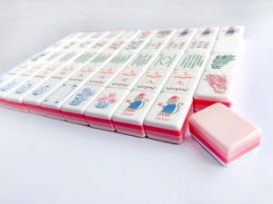 Mesa de Póker Texas Hold'em Acolchada, Personalizada, Acrílica, Moderna, de Calidad Profesional para Uso en Casinos y Entretenimiento - Product Image 4