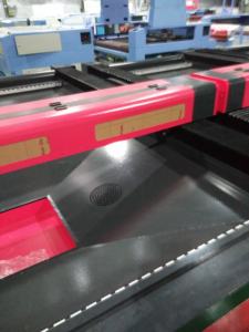 Machine de gravure, découpe et impression laser sur verre TS1325 PLC & Motor avec alimentation 380V/220V - Product Image 4