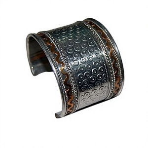 Wholesale Quality Handicrafts Brass Metal Silver Plated Cuff <b>Bracelet</b> Fashion Jewelry for Women Girls Fine Chain Link <b>Bracelets</b> - Product Image 4
