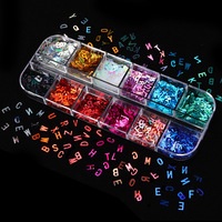 Fluorescence holographique brillante lueur dans la couleur sombre papillon coeur étoile à cinq branches anglais lettre forme Nail Art paillettes