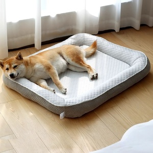 Tapis rafraîchissant de luxe pour animaux de compagnie, motif uni, lit et coussin rafraîchissant Ice Bean avec rembourrage en coton PP pour grands chiens - <span class=keywords><strong>Chaleur</strong></span> toutes saisons - Product Image 2