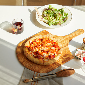 กระดานปอกเปลือกพิซซ่าไม้มะกอกทำจากไม้มะกอกเป็นมิตรต่อสิ่งแวดล้อมโลโก้ตามสั่งสำหรับบ้านธรรมชาติ - Product Image 4