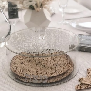 Boîte à Matzah <span class=keywords><strong>en</strong></span> Lucite Judaica avec couvercle <span class=keywords><strong>en</strong></span> similicuir blanc et poignée à nœud - Product Image 5
