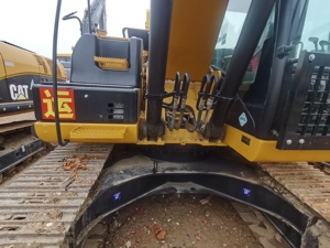 Excavadora hidráulica usada original Caterpillar 320D 320D2, motor y motor de 21,1 toneladas incluidos, bien mantenida y vendida a bajo precio - Product Image 6