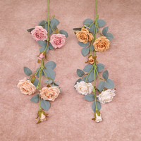 Rose artificielle à trois têtes en soie, fleur artisanale pour la décoration intérieure, arrangement de mariage, décoration de table, fête des Mères