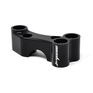 Alloggiamento per interruttore a 3 pulsanti sul manubrio destro (fori non allineati) - Product Image 3