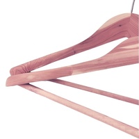 Vente en gros de cintres en bois de cèdre aromatique naturel, cintre hijab de luxe à épaule large