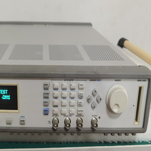 Générateur d'impulsions/code Keysight 81105A neuf d'usine, source de signal 80 MHz, haute précision, garantie 1 an, multi-tension - Product Image 3