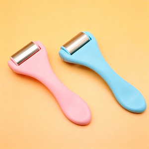 Strumento per Massaggio Viso in Acciaio Inossidabile, Rullo di Ghiaccio per Lifting Facciale - Product Image 6