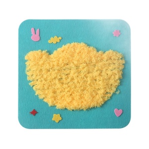 Kit de Matériel Créatif pour Enfants : Jouet Éducatif DIY pour Enfiler Fils, Dessiner, Coudre et Broder en Laine sur le Thème des Fruits et Légumes - Product Image 6
