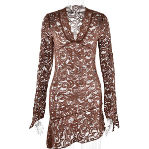 Vestido de Encaje Sexy con Cuello en V y Mangas de Campana, Estilo Europeo Americano, Verano 2023, Falda Corta Translúcida, Ropa de Club - Product Image 5