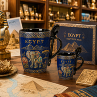 Souvenirs d'Égypte ancienne africaine, articles cadeaux en céramique, tasse à café avec cuillère, design mosaïque pyramide et chameau, personnalisable OEM ODM, vente en gros