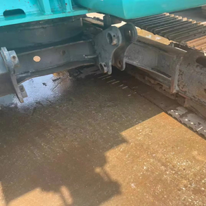 Vente flash : Excavatrice d'occasion de 13 tonnes, excavatrice d'occasion d'origine Kobelco SK135SR, excavatrice sur chenilles d'occasion en stock - Product Image 5