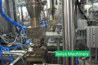 Máquina de Enchimento de Cartões Gable Top para Bebidas, Leite, Suco e Água, Totalmente Automática e de Alta Velocidade
