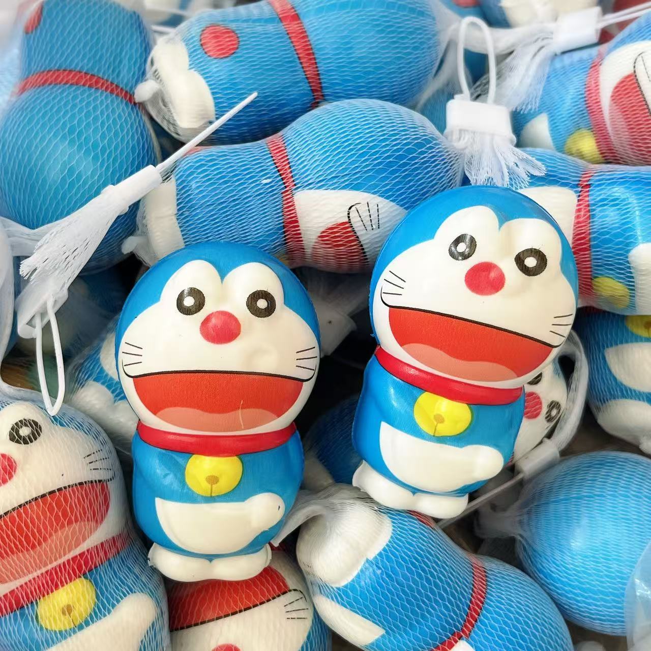 Emballage de sac en filet Doraemon de 8 cm
