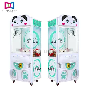Penjualan Langsung dari Pabrik Klip Mesin Derek Beruang Panda Mainan Boneka Hadiah Mesin Cakar Dioperasikan Koin untuk Peralatan Game