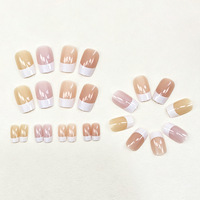 Approvisionnement exclusif transfrontalier : 96 faux ongles de style français couleur unie ; Ongles press-on préfabriqués rose nude français