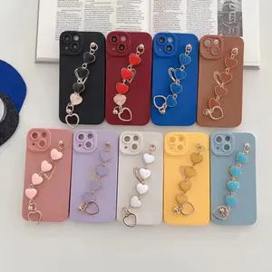 New Popular Lovely Luxury Electroplate Love Heart Chain Wrist Bracelet TPU Phone Case For iPhone 14 Pro max