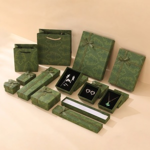 Scatola per Gioielli Ecologica in Cartone con Cassetto e Struttura Rigida, Ideale per Orecchini e Bracciali Personalizzati - Product Image 1