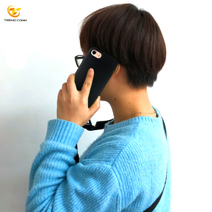 Новый дизайн 2026: чехол для <span class=keywords><strong>iPhone</strong></span> <span class=keywords><strong>SE</strong></span> из ТПУ с ремешком-кольцом и крючком для шеи - Product Image 5