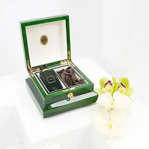 Nieuw Design Elegante Houten Parfumdoos Hoogglanzende Pianolak Afwerking Met Hoogwaardige Parfumflesverpakkingen