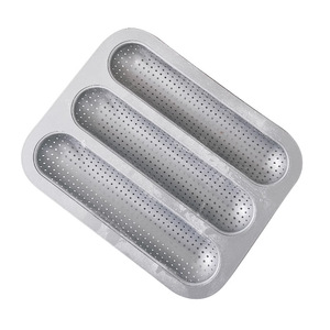 Plaque de cuisson perforée pour pain français, 3 fentes, en acier au carbone, résistante au four, moule à baguette rectangulaire, argent noir - Product Image 4