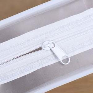 Bolsa de Cosméticos Transparente de Lujo Promocional, Impermeable, para Viaje, con Logotipo Personalizado - Product Image 4