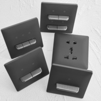 Interruptor de Luz de Pared para el Hogar con Panel de PC de Diseño Reciente, 16A Alemán, 13AUK USB, Enchufe Universal 146, Acabado Negro Mate Suave como la Piel de un Bebé, Moderno