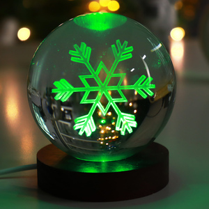 Coloré changé 3D flocon <span class=keywords><strong>de</strong></span> neige <span class=keywords><strong>noël</strong></span> vacances cadeau cristal veilleuse <span class=keywords><strong>boule</strong></span> lampe Laser gravure cristal <span class=keywords><strong>boule</strong></span> <span class=keywords><strong>de</strong></span> <span class=keywords><strong>noël</strong></span> - Product Image 3