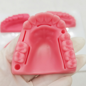 Kit de Práctica de Sutura Dental con Almohadilla de Entrenamiento de Encías de Silicona - Modelo de Simulación Realista de Cirugía Oral y Periodontitis para Estudiantes - Product Image 5