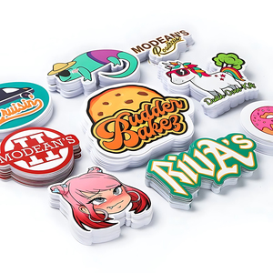 Miếng Dán Logo Tùy Chỉnh Tự Cắt Chết Bằng Nhựa Vinyl Màu Trắng Bền Chống Thấm Nước In UV Nhãn Dán Tùy Chỉnh - Product Image 4