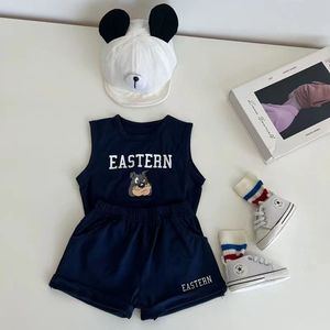 Ensemble de gilets pour garçons Été 2024 Style occidental pour enfants moyens/petits Haut <span class=keywords><strong>sans</strong></span> manches Short pour bébé Ensemble de vêtements deux pièces - Product Image 2