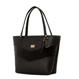 Bolso Tote para Mujer Fana Carola M3838 Negro PU Estilo Casual de Lujo con una Sola Correa y Cierre de Solapa para Uso Diario - Product Image 3