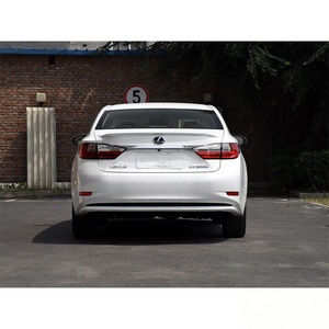 รถยนต์โตโยต้า เล็กซัส ES 300h ปี 2015 รุ่น Comfort Luxury <span class=keywords><strong>Hybrid</strong></span> Sedan มือสอง ไมล์น้อย ประหยัดน้ำมัน - Product Image 4