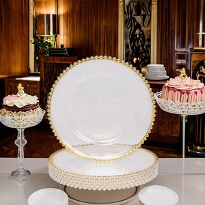 <span class=keywords><strong>Assiette</strong></span> de présentation ronde en <span class=keywords><strong>plastique</strong></span> transparent de 13 pouces avec bord doré et perles dorées pour décoration de mariage et dîner de fête - Product Image 4