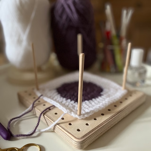 Support personnalisé Grand Moyen Petit Crochet Blocage Peg Board Tricot Artisanat Bloqueur Granny Carré avec chevilles - Product Image 2