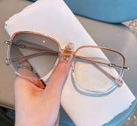 Lunettes anti-lumière bleue style punk scintillantes pour femmes, verres de myopie, prescription disponible, lunettes photochromiques