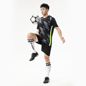 Voetbalshirts Volwassenen Gepersonaliseerde Bedrukte Jongens Voetbalkleding Sets Kinderen Voetbal Uniformen Voetbal Trainingspak - Product Image 6