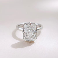 Bague de Mariage de Luxe Léger et Simple en Or Blanc 18K avec Diamant de Laboratoire Grand Carat Taille Radiant pour Femme