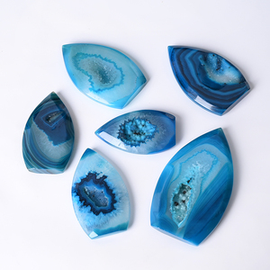 Wholesale High Quality Polished <b>Crystal</b> Quartz Healing <b>Cluster</b> Blue Onyx Agate Flame Geode for Home Decor - Product Image 5