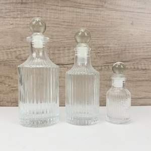 Luxury 100ml 200ml Clear Aromatherapy Perfume <b>Reed</b> <b>Diffuser</b> Transparent Glass Bottle and Gold Glass Lids - Product Image 1